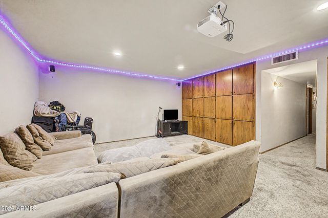 1717 E GARNET Avenue, Mesa, AZ 85204