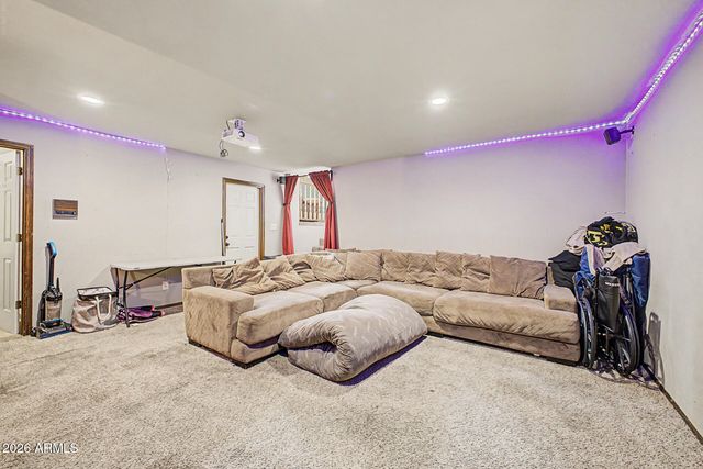 1717 E GARNET Avenue, Mesa, AZ 85204