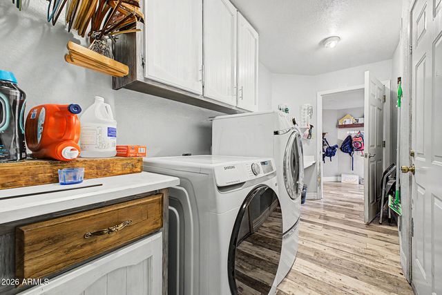 1717 E GARNET Avenue, Mesa, AZ 85204