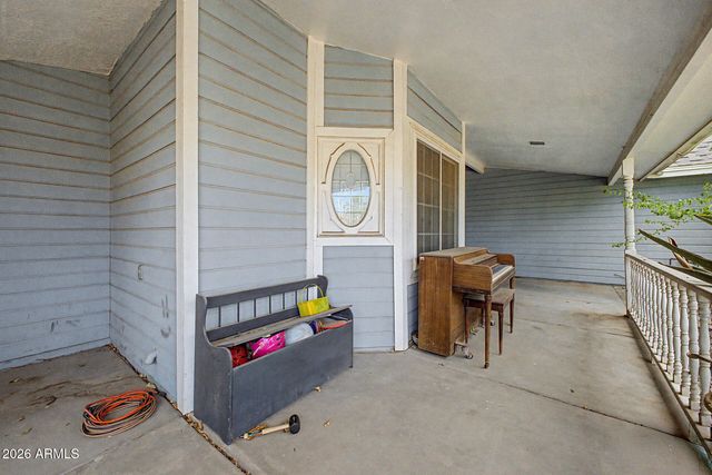 1717 E GARNET Avenue, Mesa, AZ 85204