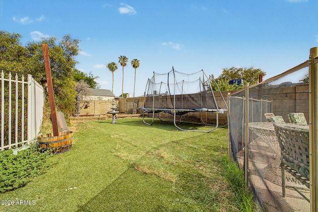 1717 E GARNET Avenue, Mesa, AZ 85204