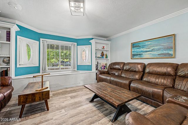 1717 E GARNET Avenue, Mesa, AZ 85204