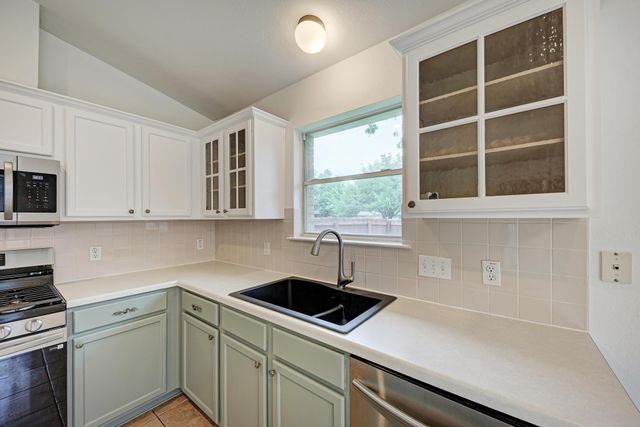 2550 Cora CV, Round Rock, TX 78664