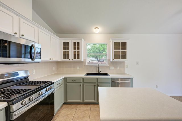 2550 Cora CV, Round Rock, TX 78664