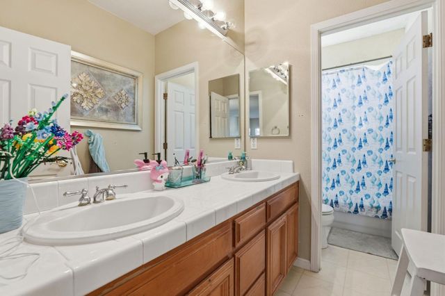 946 Martiri Court, Gilroy, CA 95020