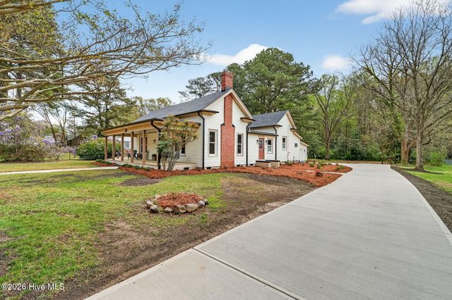 220 E Branch Street, Spring Hope, NC 27882