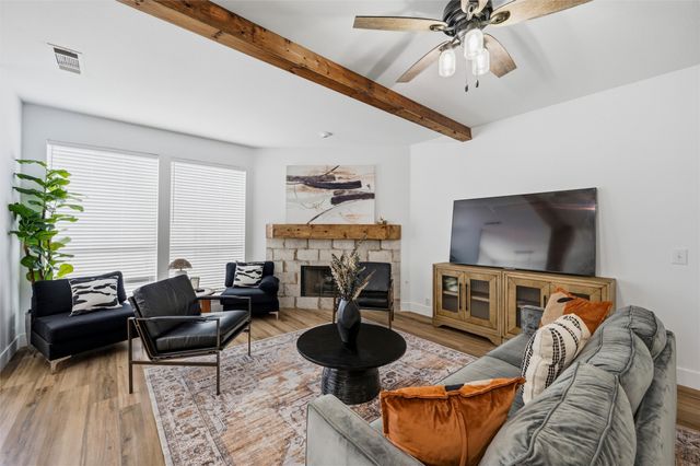 118 Dunford Drive, Heath, TX 75032