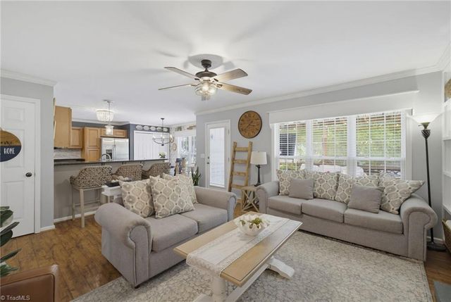 4050 Glenn Landing Drive, Winston-salem, NC 27107