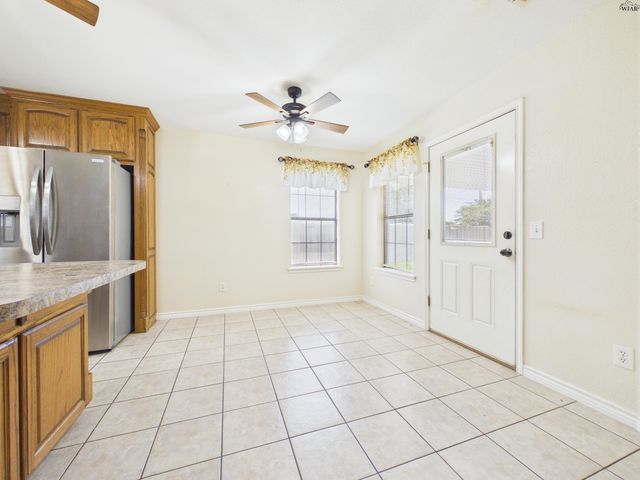 807 SUGARBUSH LANE, Burkburnett, TX 76354