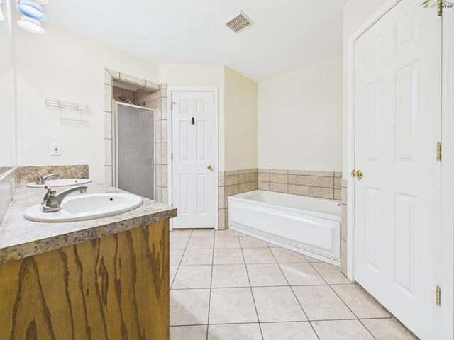807 SUGARBUSH LANE, Burkburnett, TX 76354