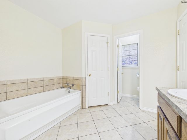 807 SUGARBUSH LANE, Burkburnett, TX 76354