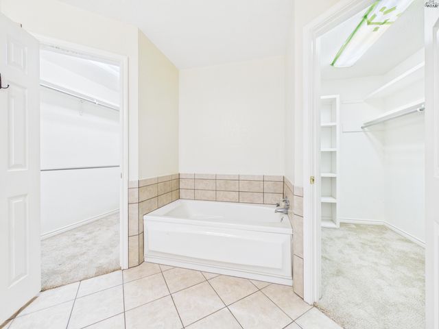 807 SUGARBUSH LANE, Burkburnett, TX 76354