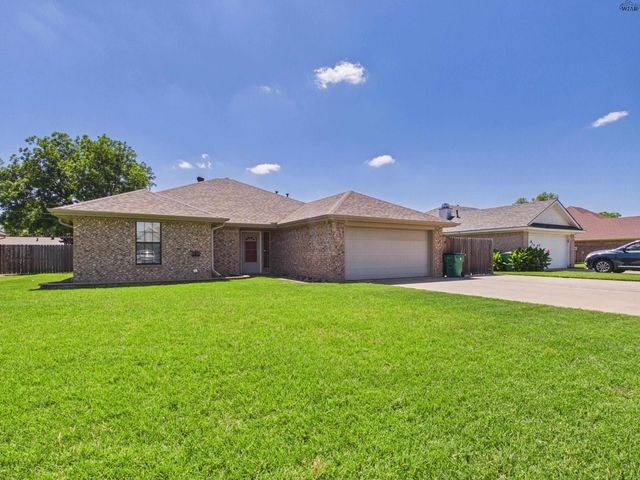 807 SUGARBUSH LANE, Burkburnett, TX 76354