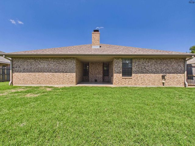 807 SUGARBUSH LANE, Burkburnett, TX 76354