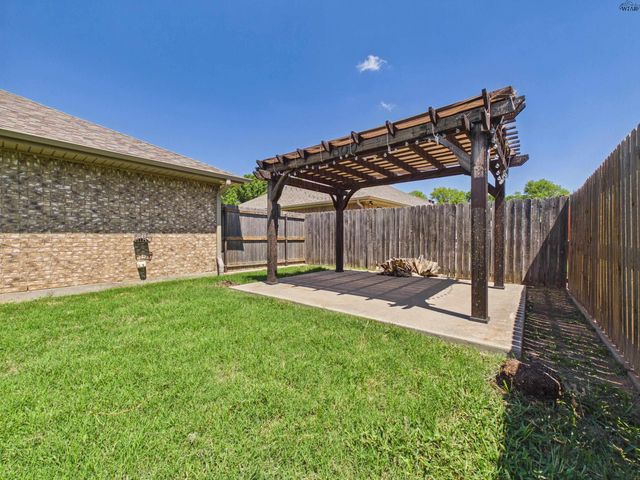 807 SUGARBUSH LANE, Burkburnett, TX 76354