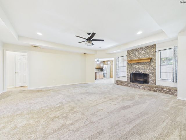 807 SUGARBUSH LANE, Burkburnett, TX 76354
