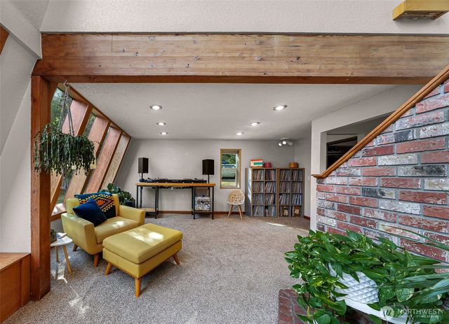 6143 Church Road, Ferndale, WA 98248