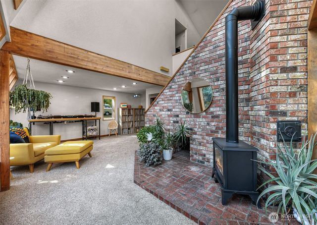 6143 Church Road, Ferndale, WA 98248