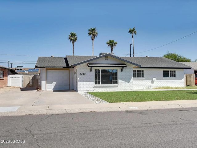 8240 E Monterosa Street, Scottsdale, AZ 85251