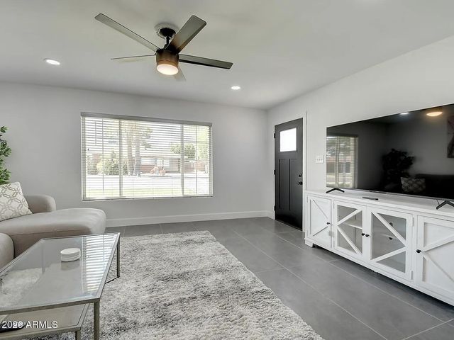8240 E Monterosa Street, Scottsdale, AZ 85251