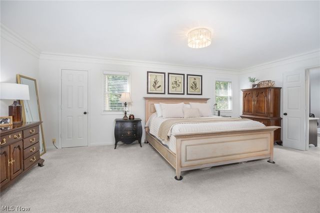 614 Red Rock Drive, Wadsworth, OH 44281