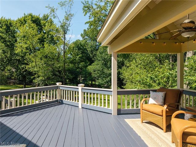 614 Red Rock Drive, Wadsworth, OH 44281