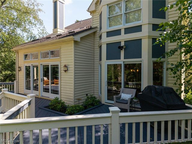 614 Red Rock Drive, Wadsworth, OH 44281