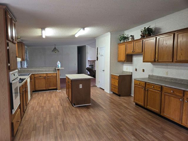 418 Isle Of Cuba Road, Schriever, LA 70395
