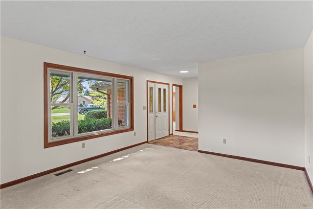 6436 Manete Street, Springfield, OH 45502
