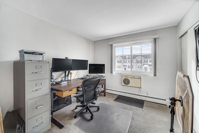 101 N LINCOLN Lane 2A, Arlington Heights, IL 60004