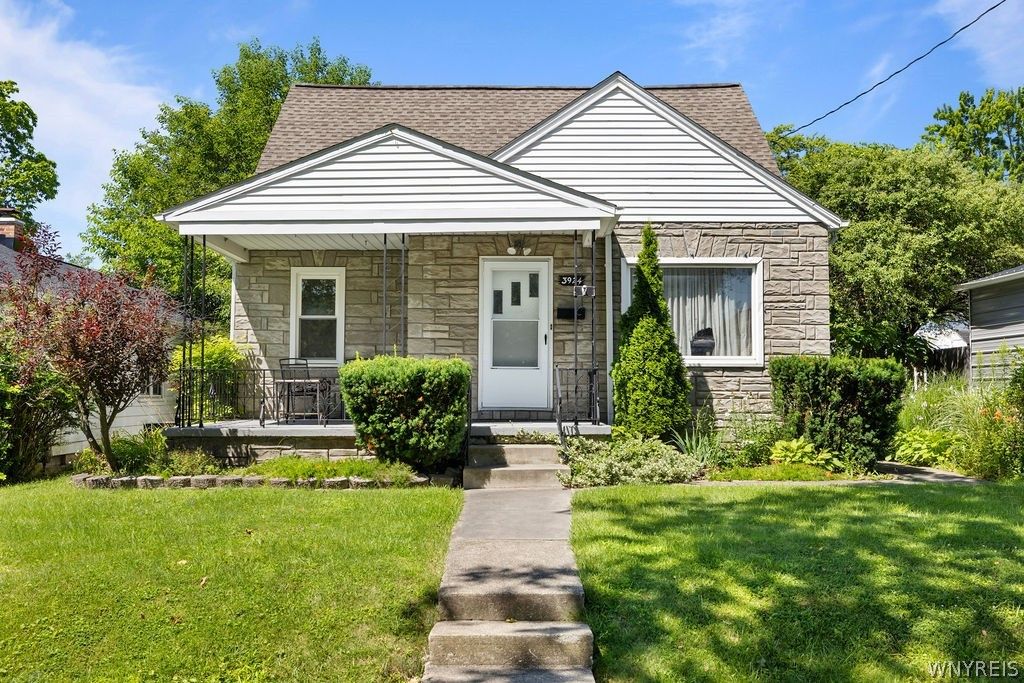 3924 Bell Street, Niagara Falls, NY 14305