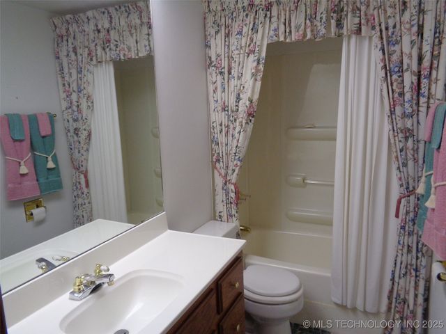 308 Main Street, Eufaula, OK 74432