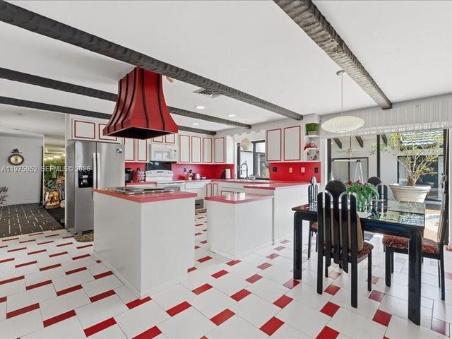 791 SW 75th Terrace, Plantation, FL 33317