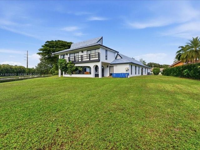 791 SW 75th Terrace, Plantation, FL 33317