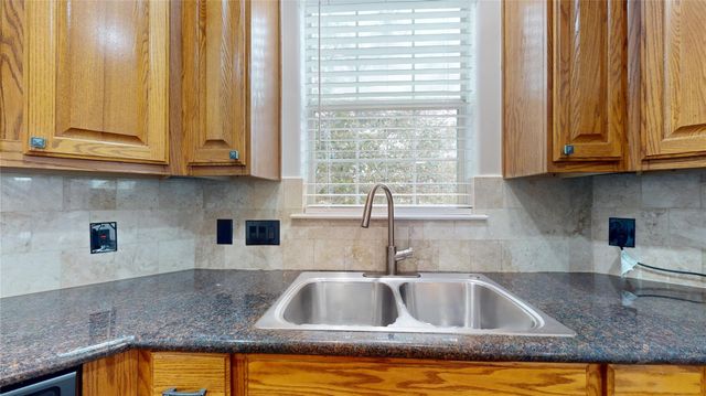 328 Malone Street, Houston, TX 77007