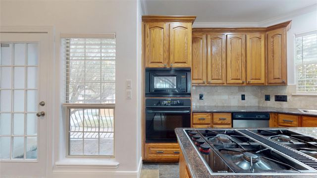 328 Malone Street, Houston, TX 77007