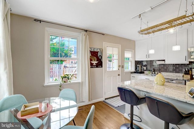 4220 32ND ST S, Arlington, VA 22206