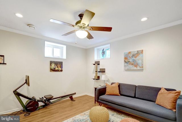 4220 32ND ST S, Arlington, VA 22206