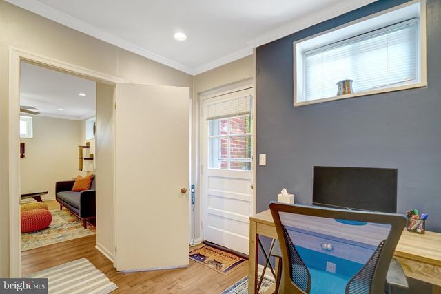 4220 32ND ST S, Arlington, VA 22206