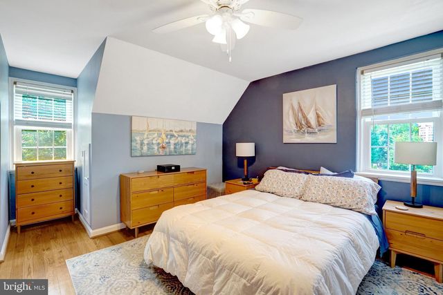 4220 32ND ST S, Arlington, VA 22206
