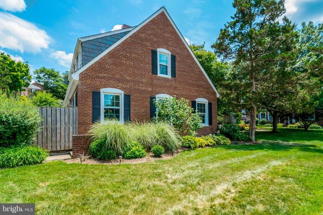4220 32ND ST S, Arlington, VA 22206