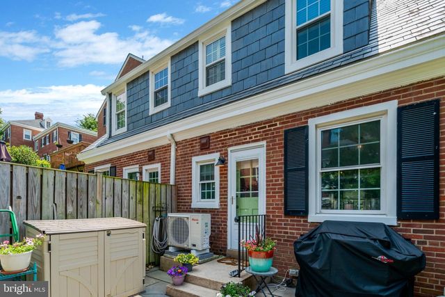 4220 32ND ST S, Arlington, VA 22206