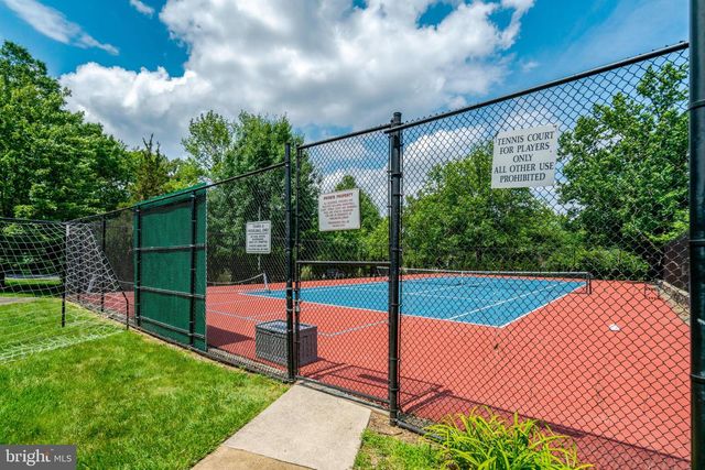 4220 32ND ST S, Arlington, VA 22206