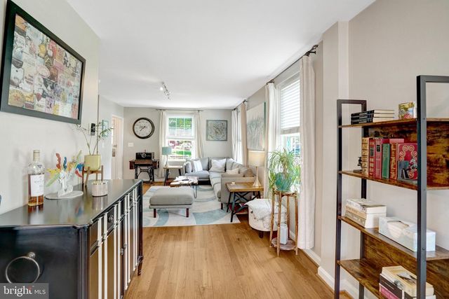 4220 32ND ST S, Arlington, VA 22206