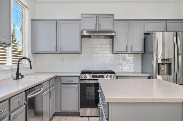 7813 Megan Ann Ct, Antelope, CA 95843
