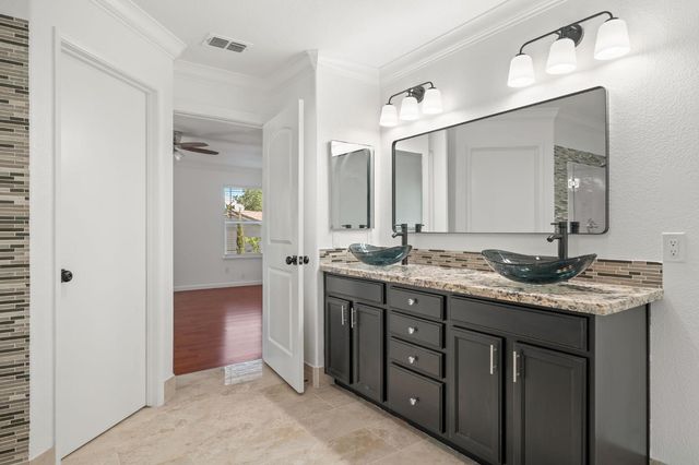 7813 Megan Ann Ct, Antelope, CA 95843