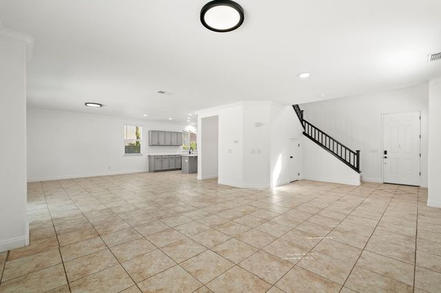 7813 Megan Ann Ct, Antelope, CA 95843
