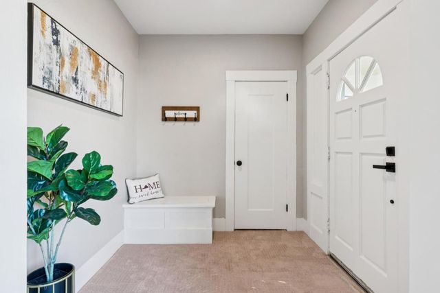 915 52nd Street, Oakland, CA 94608