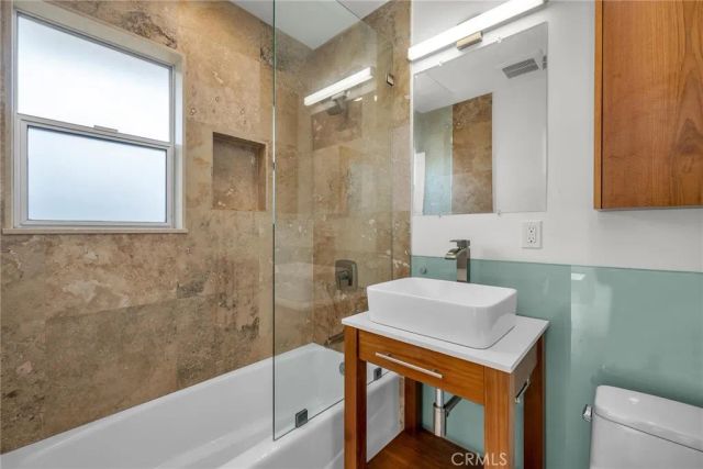 8447 Kittyhawk, Westchester, CA 90045