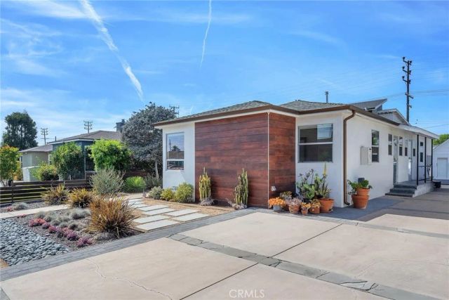 8447 Kittyhawk, Westchester, CA 90045